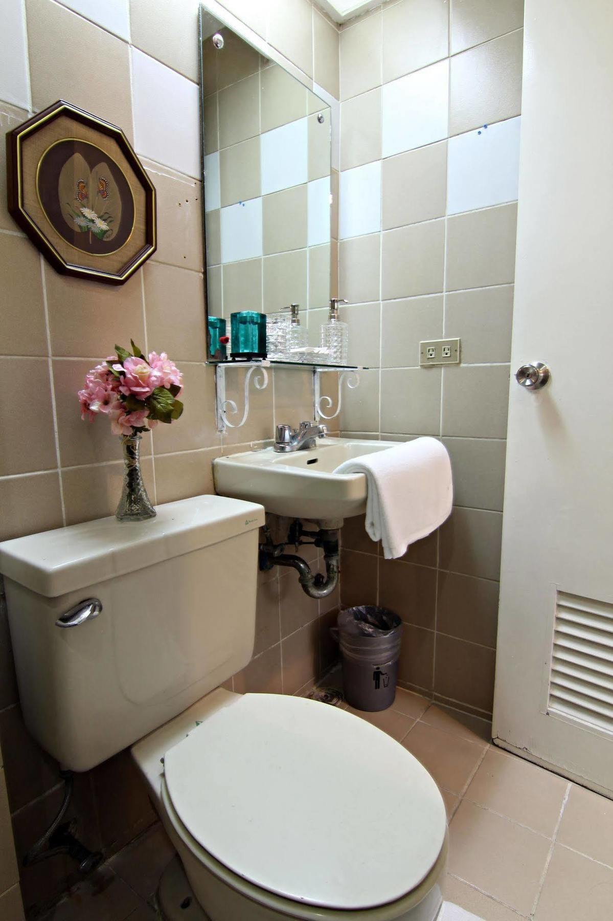 Mpt Suites Makati City Esterno foto
